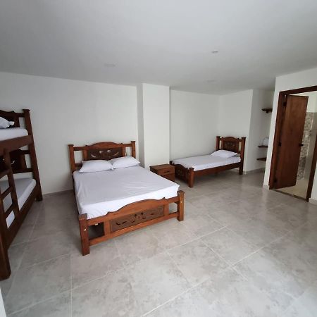 Hotel Antonella Plaza Pinchote エクステリア 写真