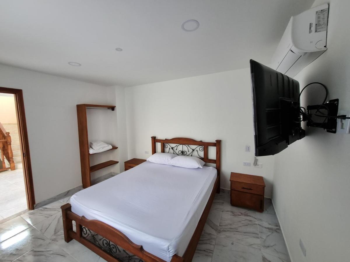 Hotel Antonella Plaza Pinchote エクステリア 写真