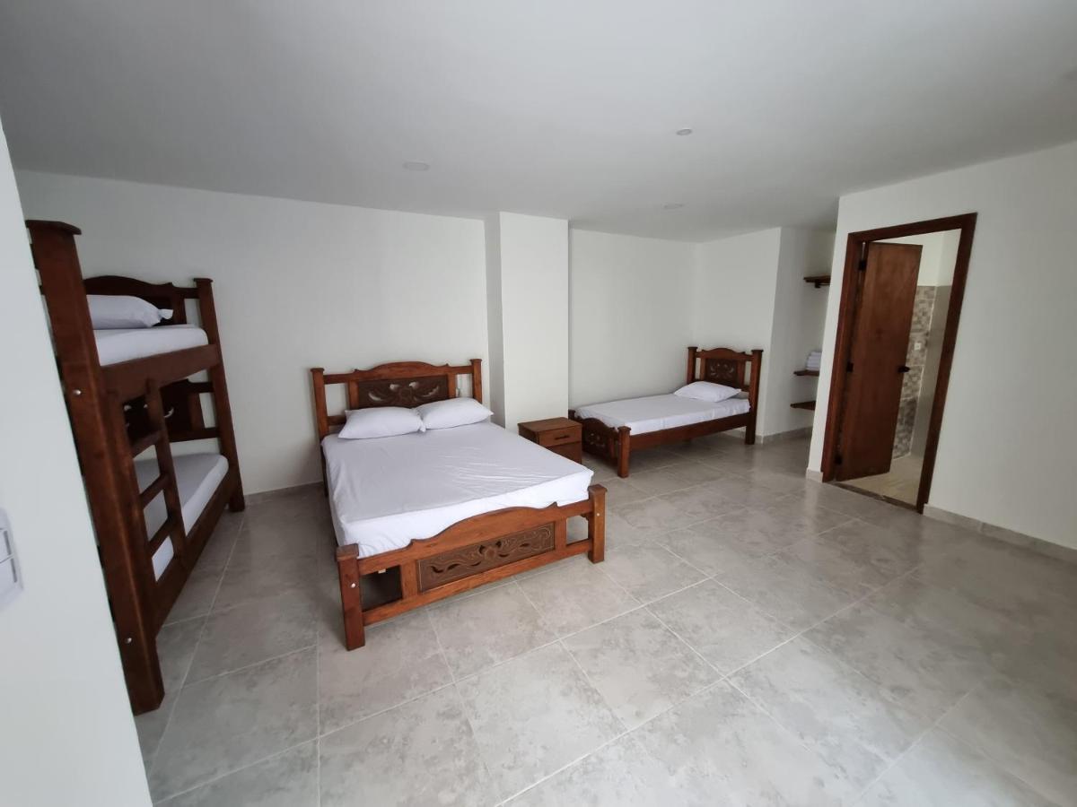 Hotel Antonella Plaza Pinchote エクステリア 写真