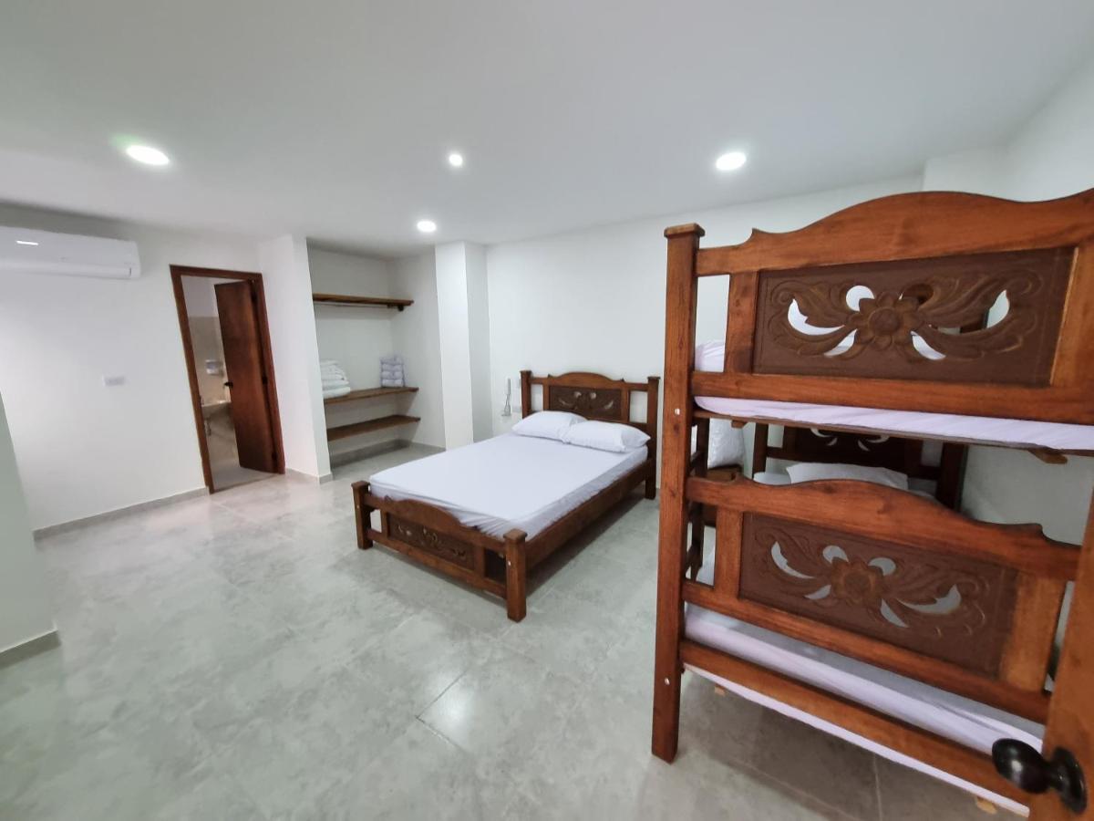 Hotel Antonella Plaza Pinchote エクステリア 写真