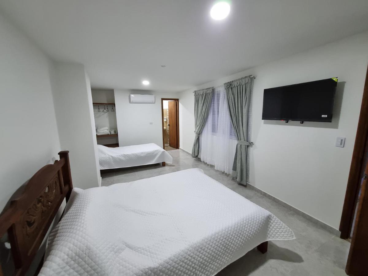 Hotel Antonella Plaza Pinchote エクステリア 写真