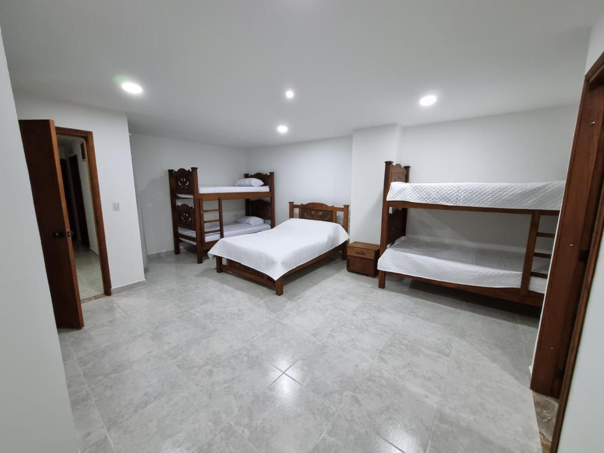 Hotel Antonella Plaza Pinchote エクステリア 写真