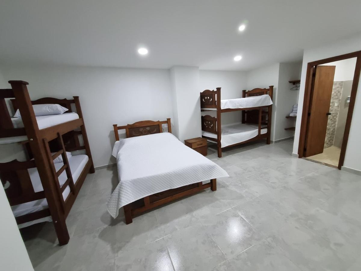 Hotel Antonella Plaza Pinchote エクステリア 写真